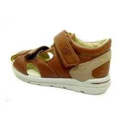 Bruine sandalen om te leren lopen