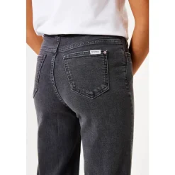 Donker Gebruikte Freewear Blauwe Jeans