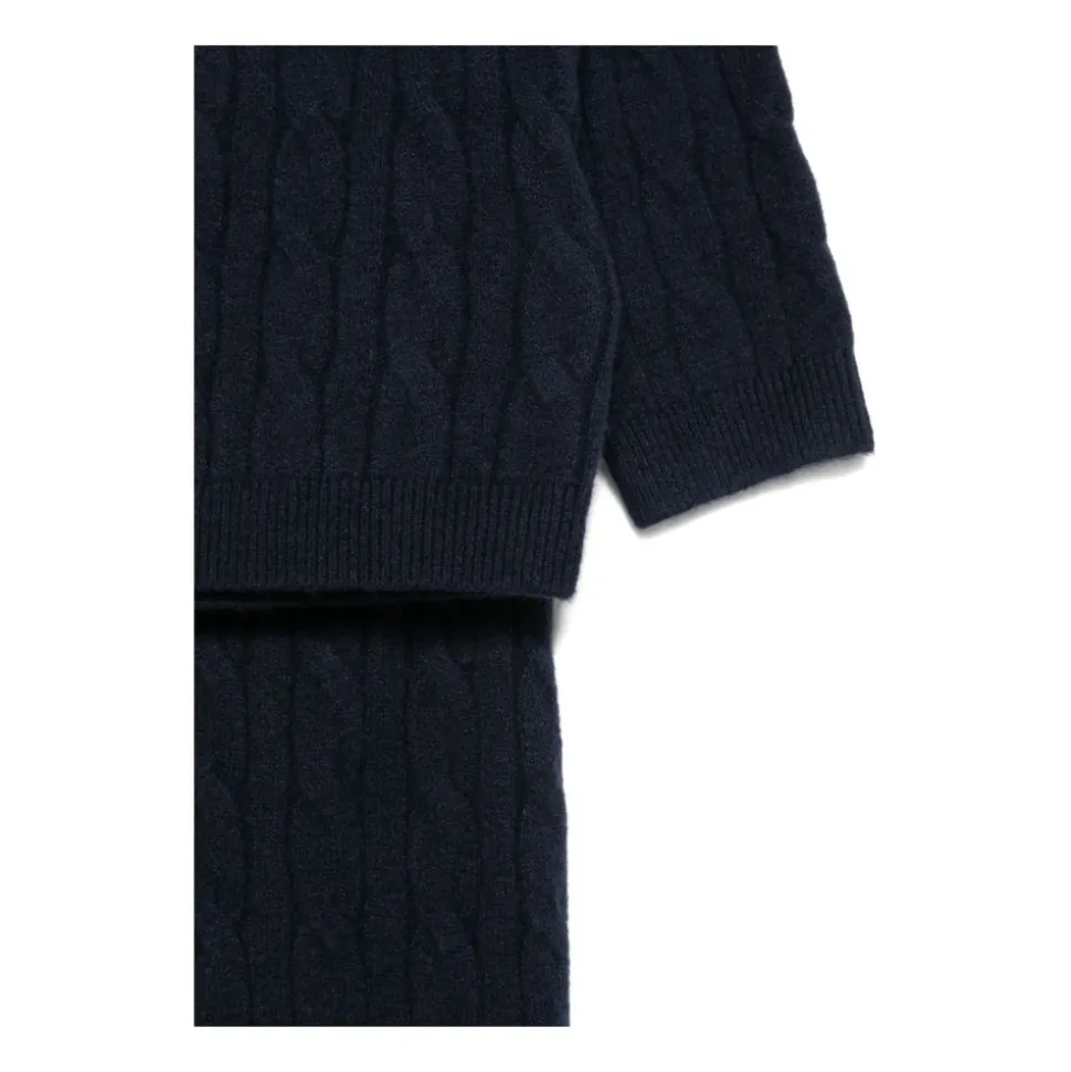 Driedelige kabeltrui set