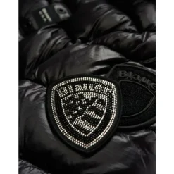 Lange winterjas van micro-ripstop nylon met gewatteerde capuchon met horizontale strepen