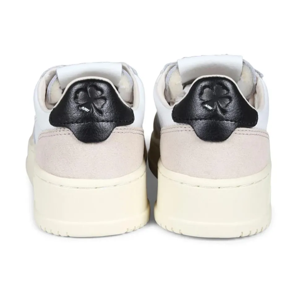 Leren Sneakers met Geborduurd Label