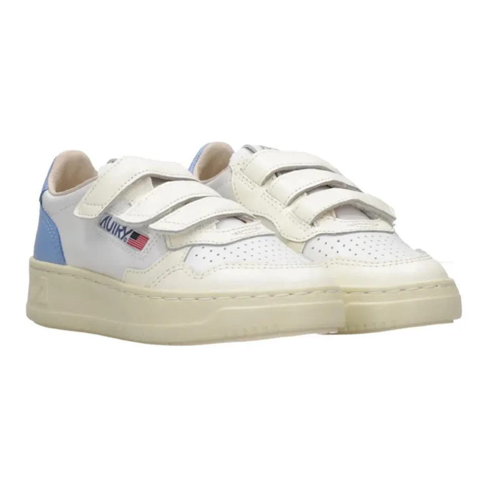 Leren Sneakers met Geperforeerde Neus