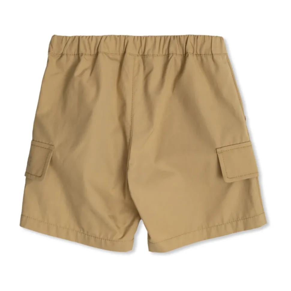 Logo Kinder Shorts