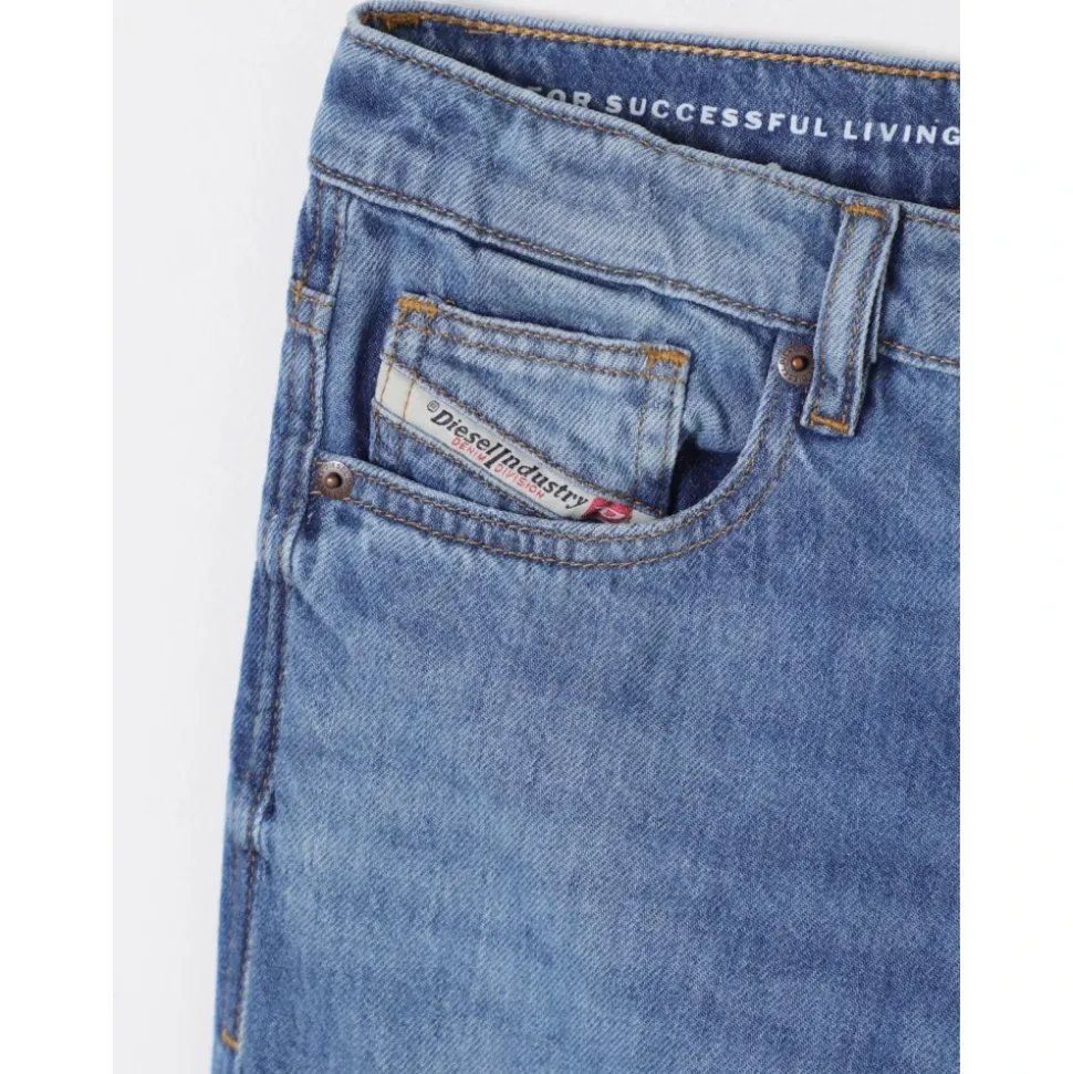 Loose Fit Denim Jeans