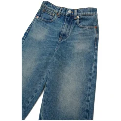 M601 Jeans