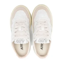 Medalist Low Sneakers