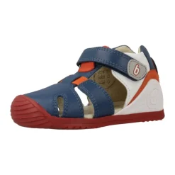 Sandalen met bandjes en klittenbandsluiting