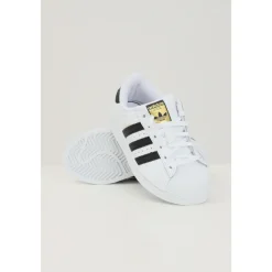 Sportieve Witte Superstar Sneakers