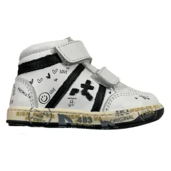 Witte lage kinderschoenen