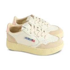 Witte Leren Sneakers met Geperforeerde Details