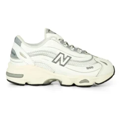 Witte Mesh Sneakers met ABZORB Demping