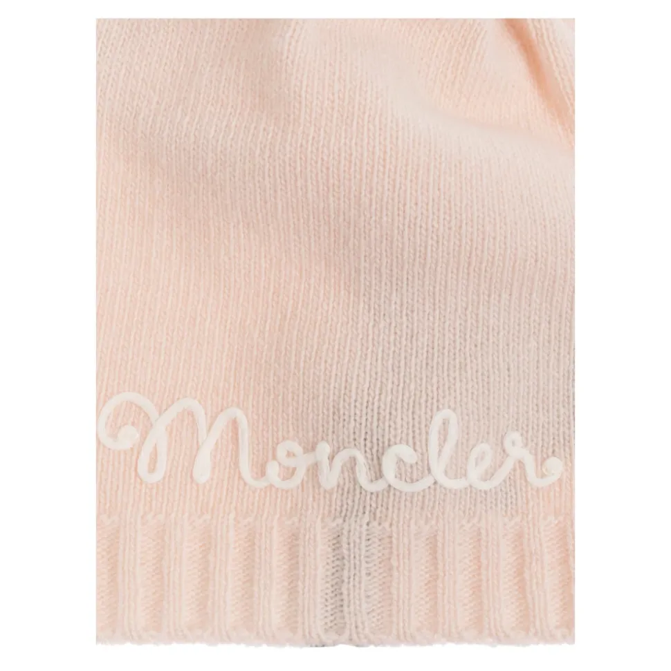 Wollen muts met geborduurd logo