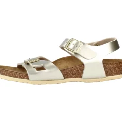 Zomersandaaltjes in stijl