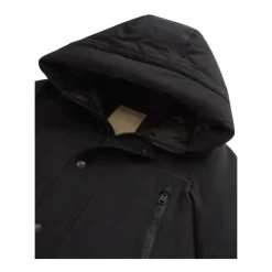 Zwarte Gewatteerde Geïsoleerde Jas Met Capuchon