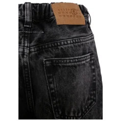 Zwarte jeans met vijf zakken en logopatch