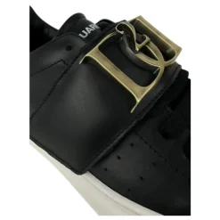 Zwarte leren kinderschoenen met klittenbandsluiting